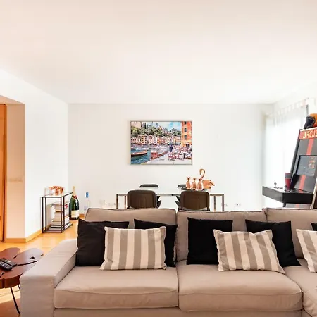 Apartment Lx Factory Modern *
